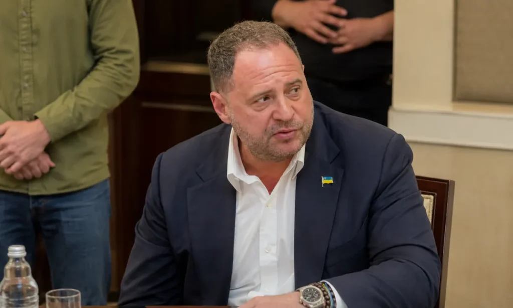 Андрій Єрмак під час судового засідання у справі про заставу 180 млн грн