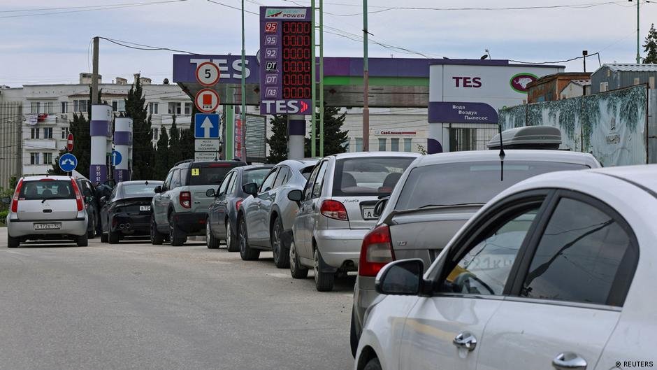 ціни на бензин Крим різко зросли майже вдвічі за один тиждень на заправних станціях