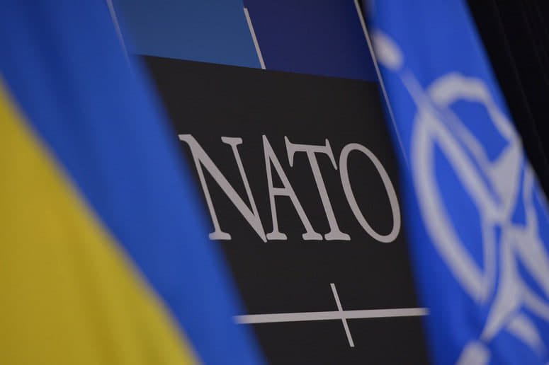 Зеленський на саміті НАТО обговорює вступ України до альянсу