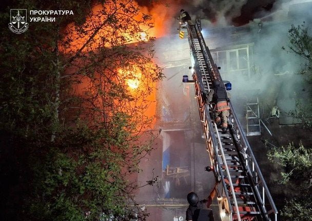 удар по Запоріжжю — постраждалі жителі міста, серед яких дитина, після російського обстрілу