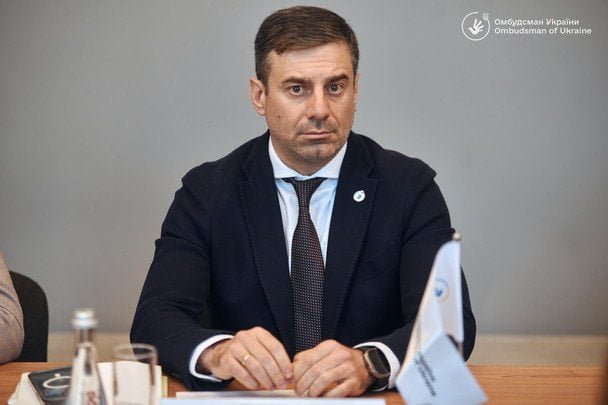 Представники ТЦК Львів під час інциденту з жінкою, який розслідує омбудсман