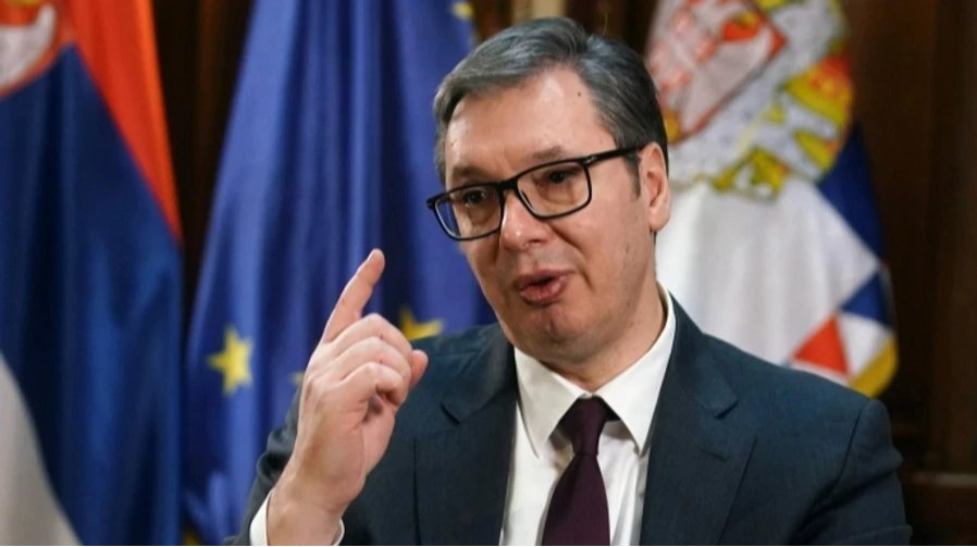 Вучич Україна - президент Сербії висловлює невдоволення обсягом допомоги своєї країни Україні
