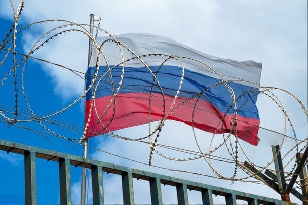 другий паспорт росіяни отримують у малих державах щоб уникнути санкцій та обмежень