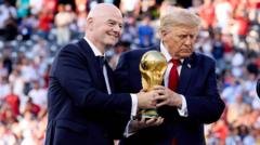 Інфантіно ФІФА президент на трибуні під час офіційної церемонії міжнародної федерації футболу