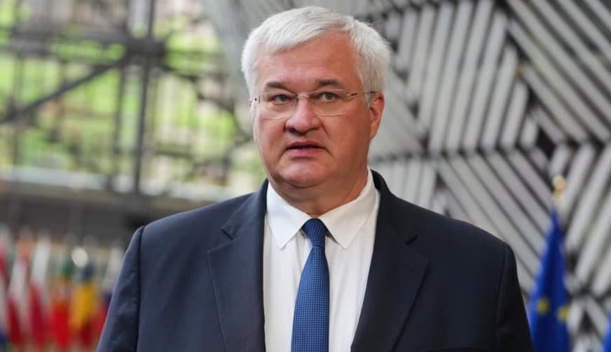 Сибіга підтримує санкції ЄС проти Росії під час офіційної зустрічі