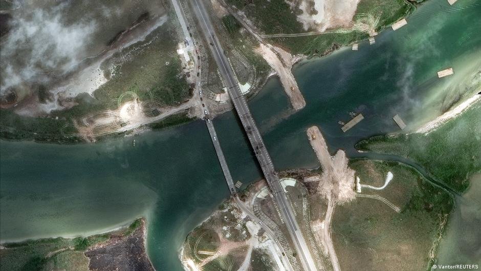удар по Криму: ЗСУ знищили залізничний міст на півострові