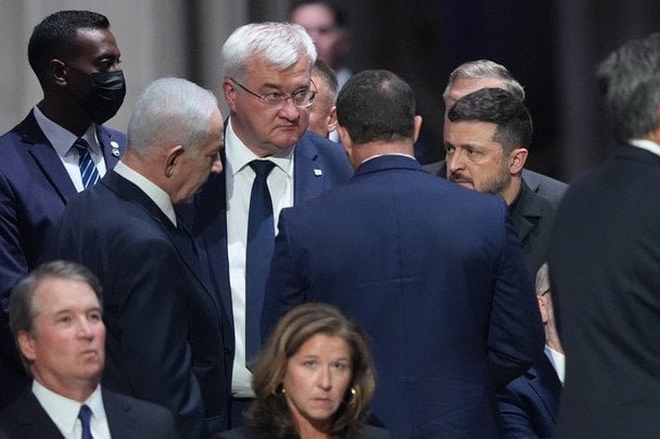 Зеленський і Нетаньягу під час суперечки на похороні Біллі Грема у США
