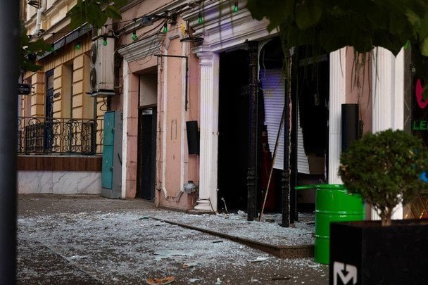 Удар по Одесі з боку РФ — восьмеро людей отримали поранення внаслідок атаки