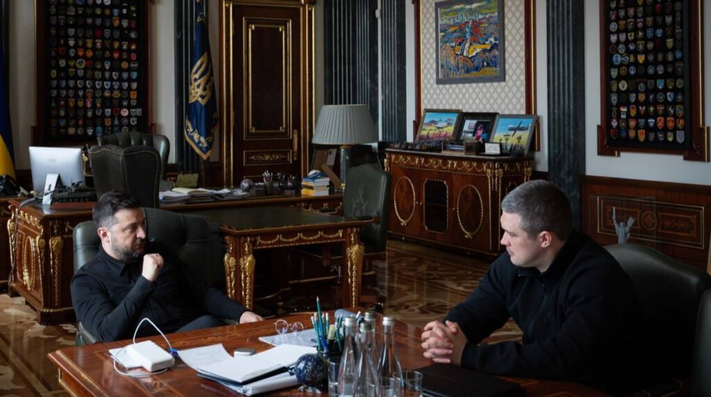 Федоров після відставки формує власну політичну суб'єктність як самостійний гравець