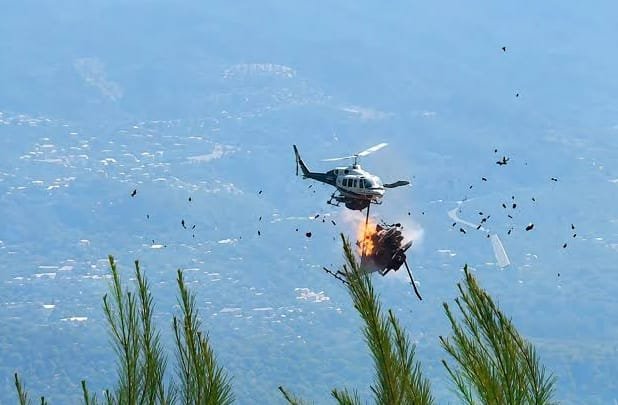 пожежні гелікоптери Греція зіткнулися під час операції двоє пілотів загинули