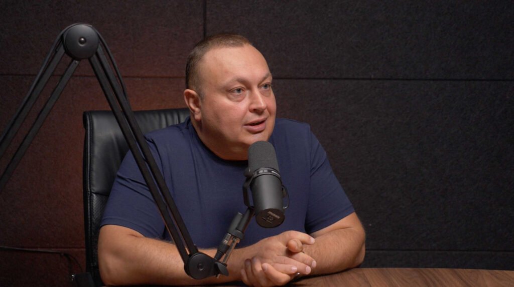 Федоров рейтинг зростає — соціолог називає його третьою політичною силою України