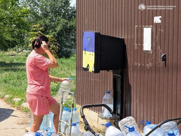 Марганець вода відсутня п'яту добу — реакція Зеленського на кризу водопостачання в місті