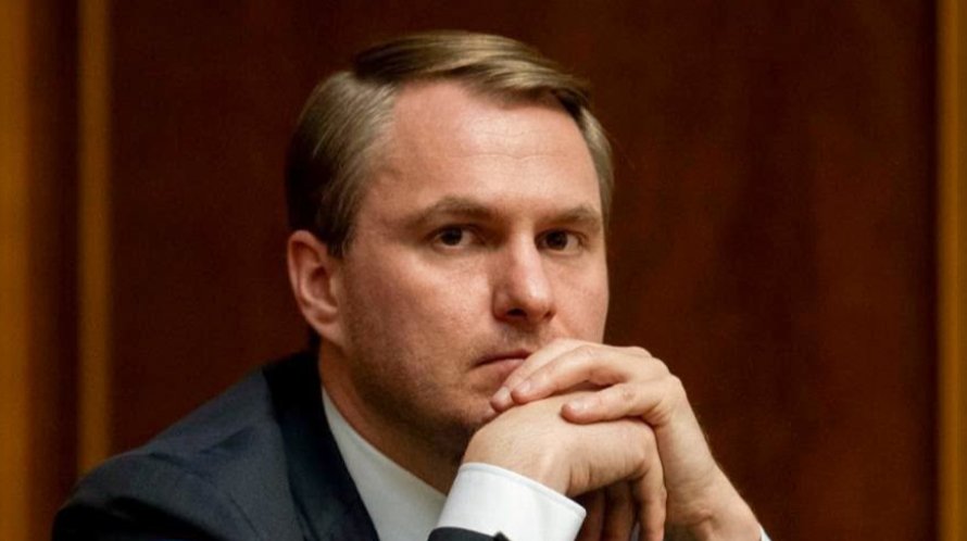 Зеленський підписує указ про звільнення генпрокурора Кравченка з посади