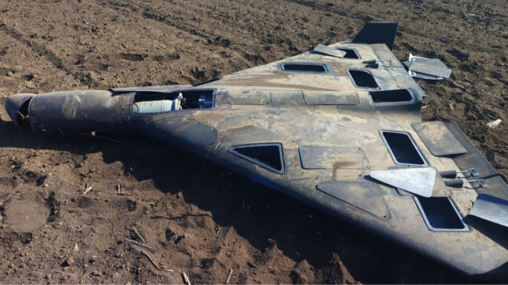 атака Хмельниччина — пожежа на підприємстві після ворожого удару по регіону