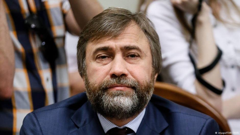 Новинський Сербія паспорт отриманий в обхід стандартних правил натуралізації