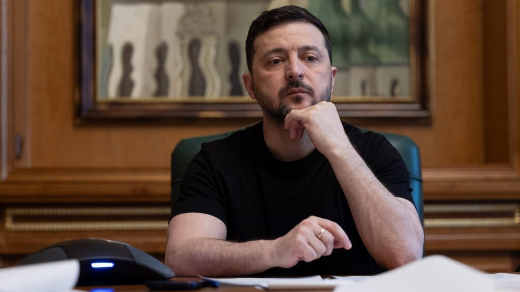 Зеленський повідомляє про обмеження Starlink Україна з боку уряду США під час брифінгу