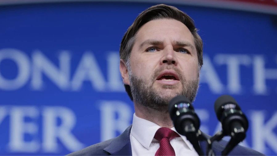 Венс заявляє що Україна не має вступати до НАТО під час переговорів про мир