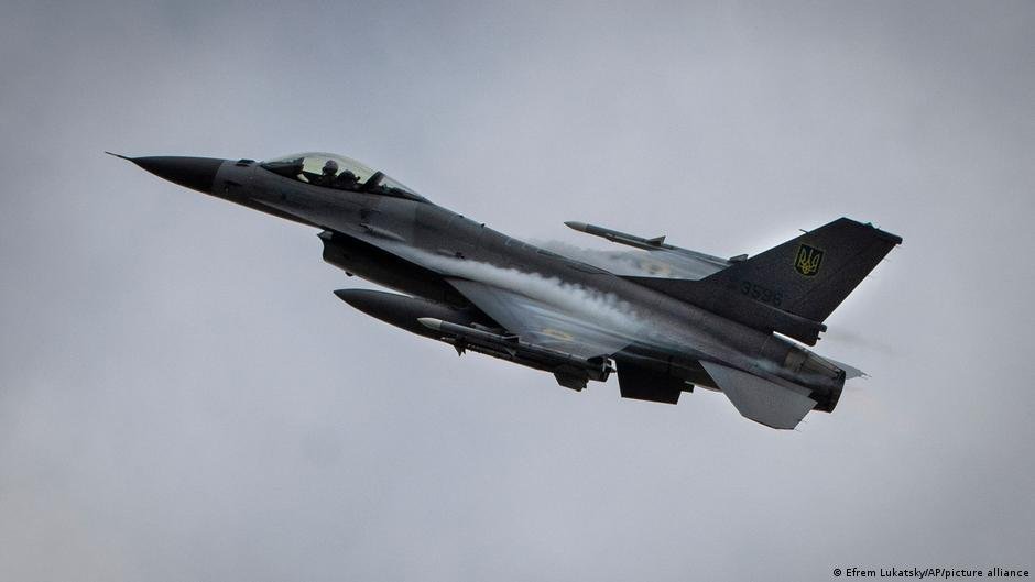 F-16 Україна: Зеленський заявив про пошук боєприпасів для винищувачів
